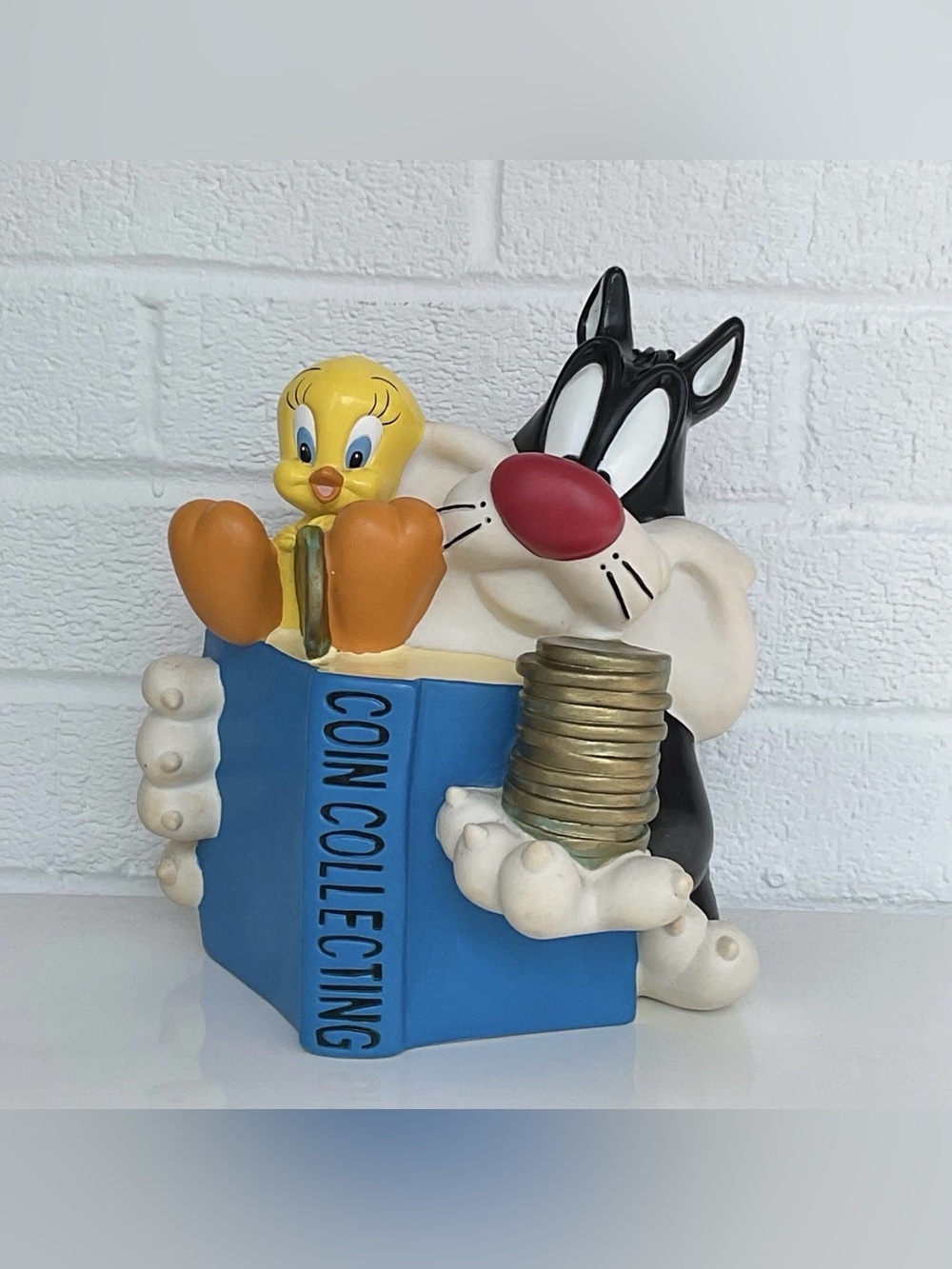 Vintage 1998 Warner Bros Sylvester Tweety Bird Coin Bank Looney Tunes